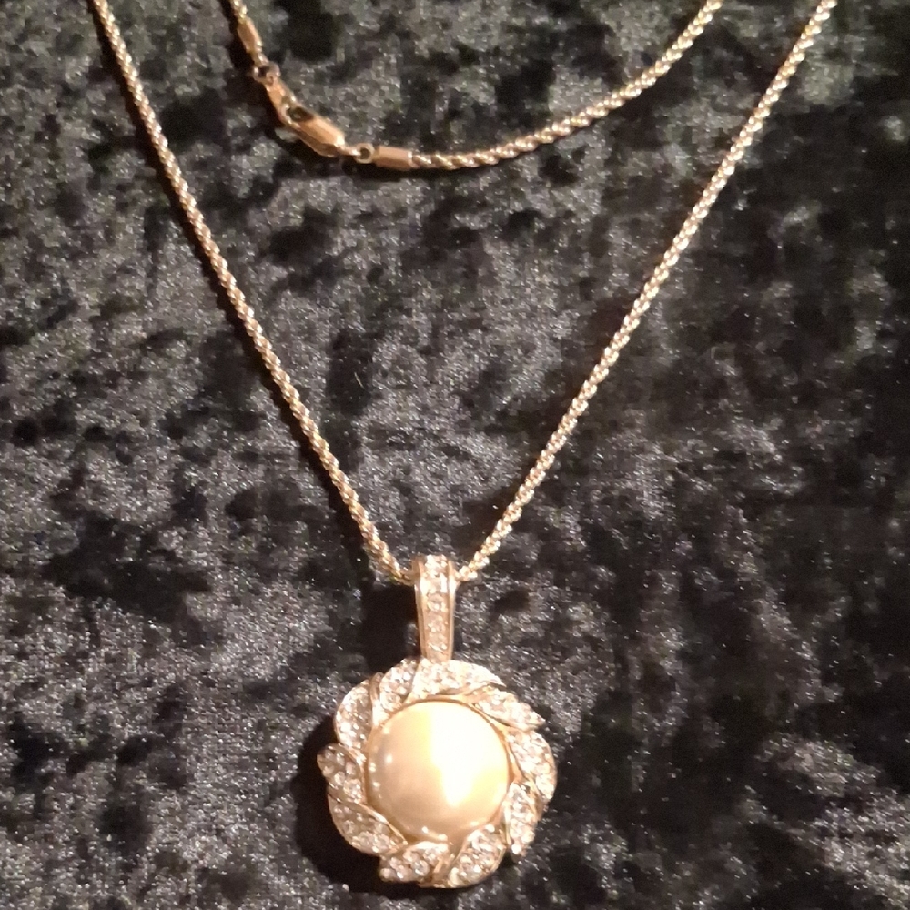 Kenneth Jay Lane Gold Necklace Collection